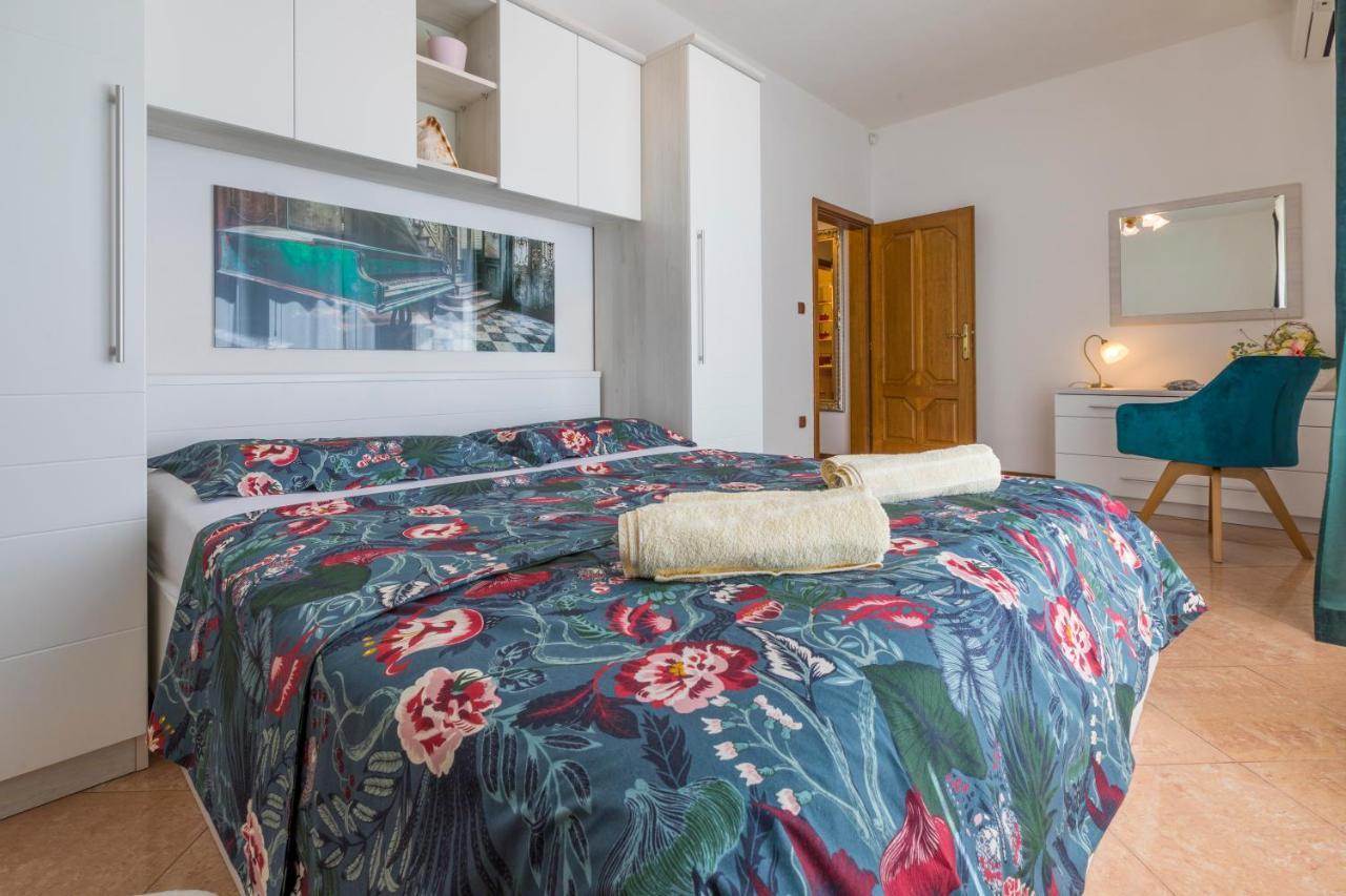 Villa M Crikvenica Kültér fotó